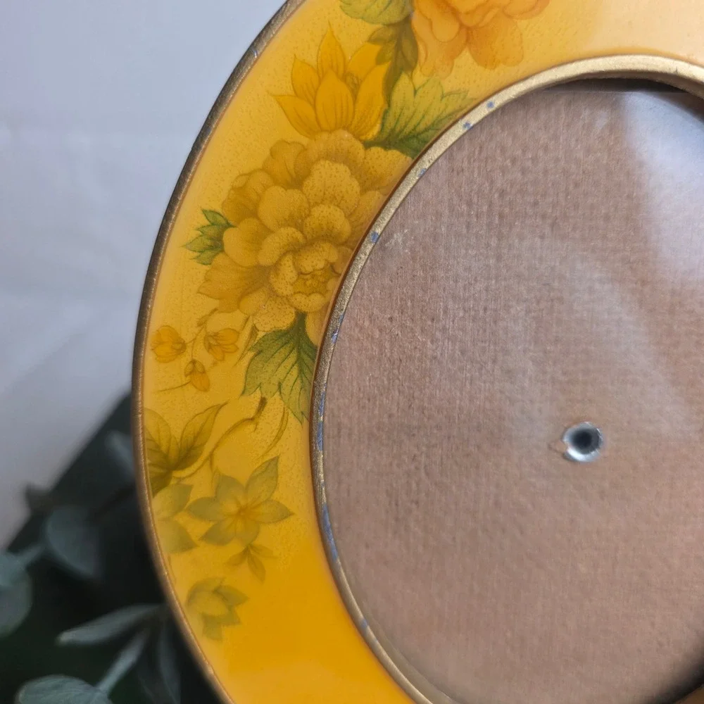 Vintage Bucklers Yellow Enamel Floral Oval Picture Frame Gold Tone Metal Easel
